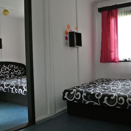 Отель Juniorcamp Nova Zivohost Krecovice Экстерьер фото