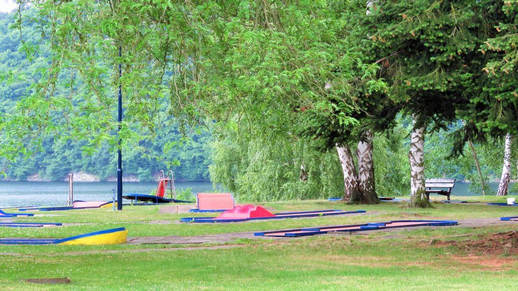 Отель Juniorcamp Nova Zivohost Krecovice Экстерьер фото
