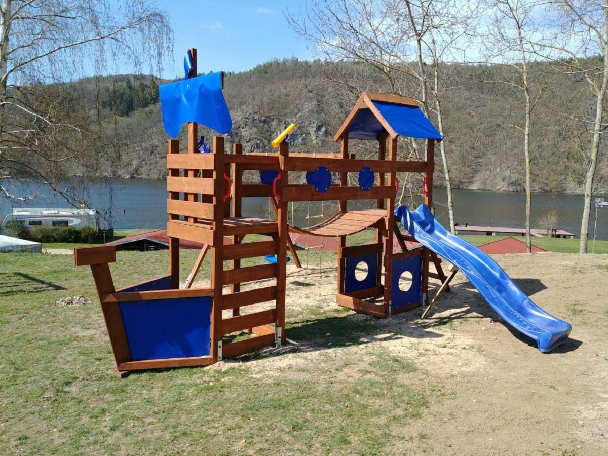 Отель Juniorcamp Nova Zivohost Krecovice Экстерьер фото